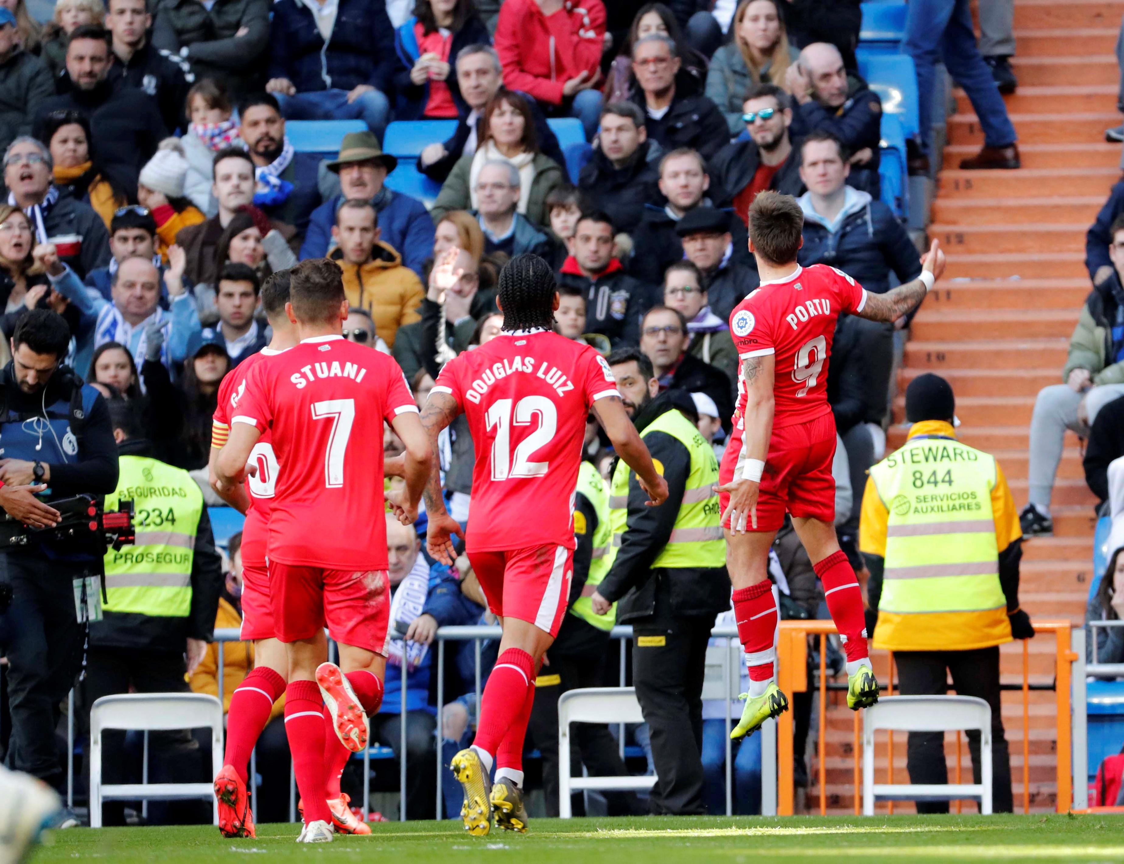 各种场外因 各种场外因