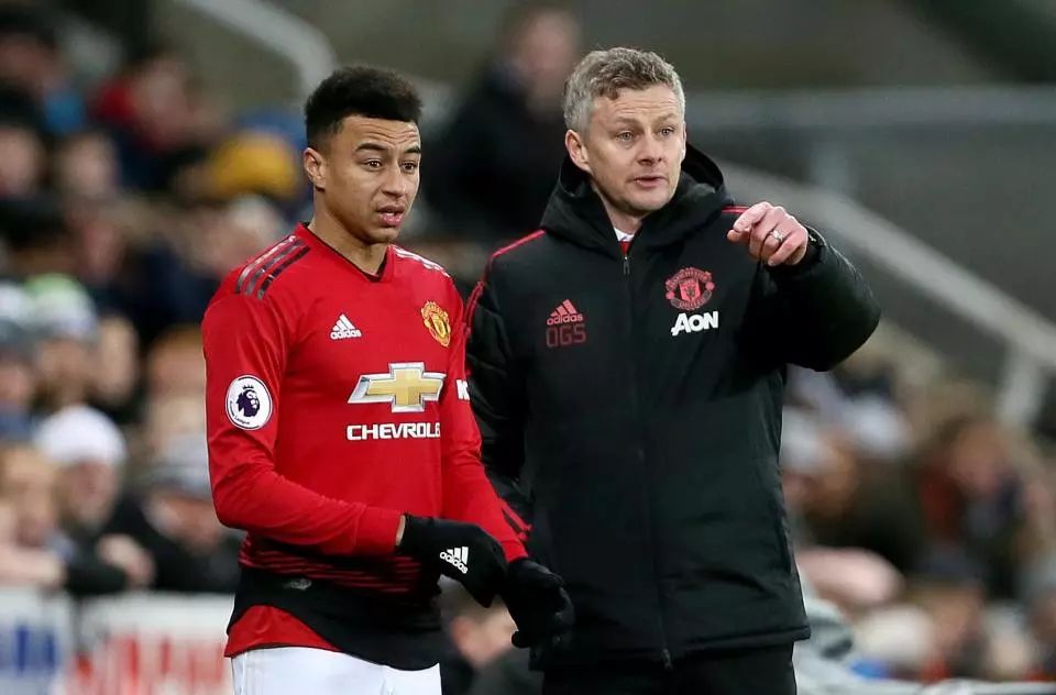 下展现韧劲 下展现韧劲